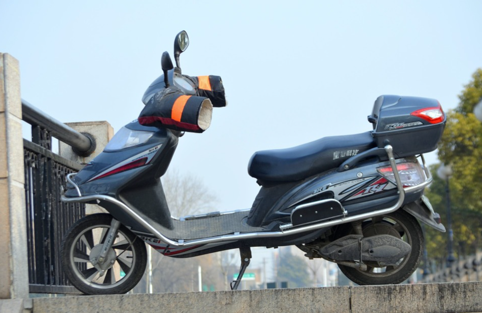 electric scooter
